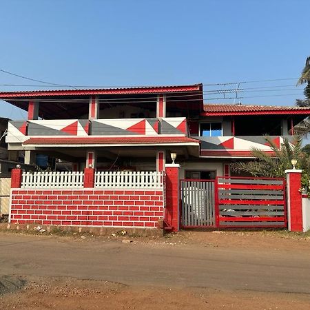 The Sea Star Hotel Harnai Exterior photo